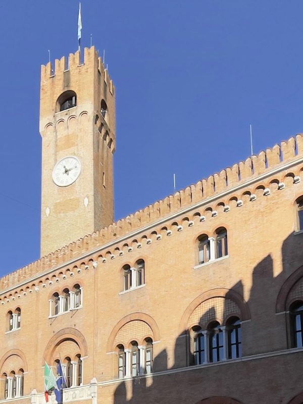 veduta di piazza dei signori a Treviso veduta di piazza dei signori a Treviso